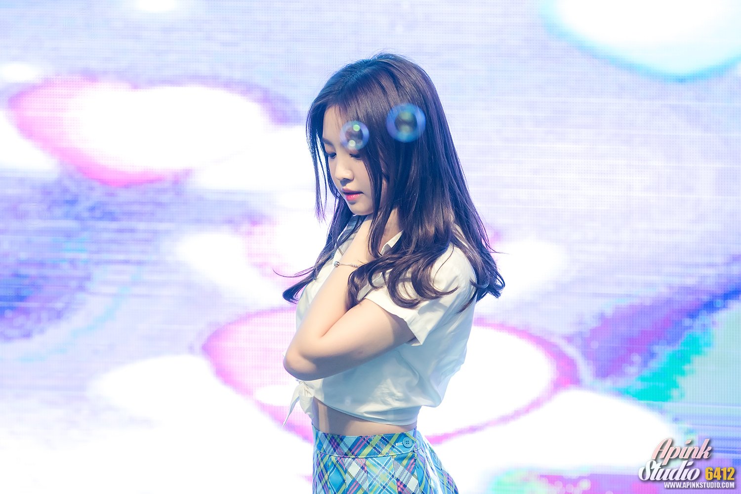 CjOeOUVUYAAy_dF.jpg:large