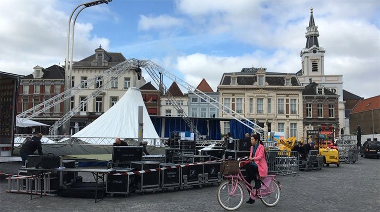 #BrabantLivingLab in Bergen op Zoom in opbouw: beleef 26-29 mei Brabant v/d toekomst: bit.ly/20vzUSS #BLL16