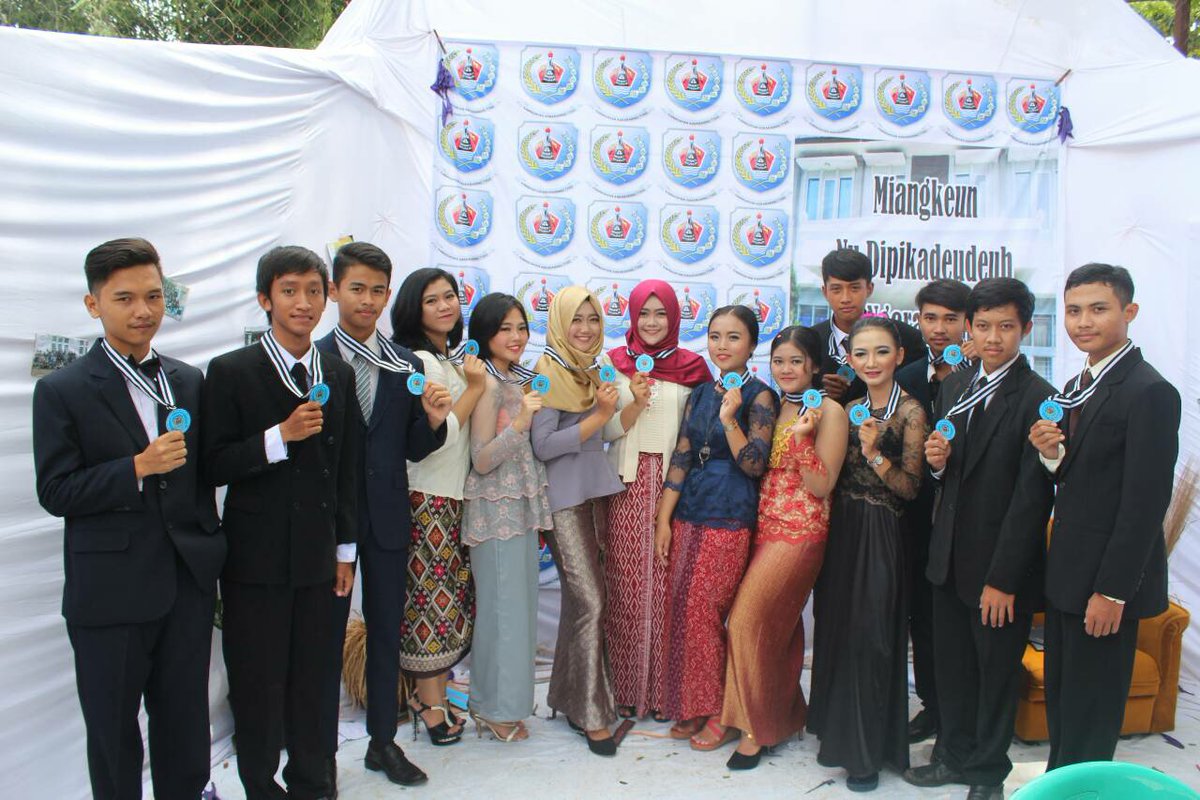 Rosita_virera's tweet photo. Expost We Are One 🙌🙆
#lulusbareng #suksesbareng https://t.co/NOrPg63Bz8