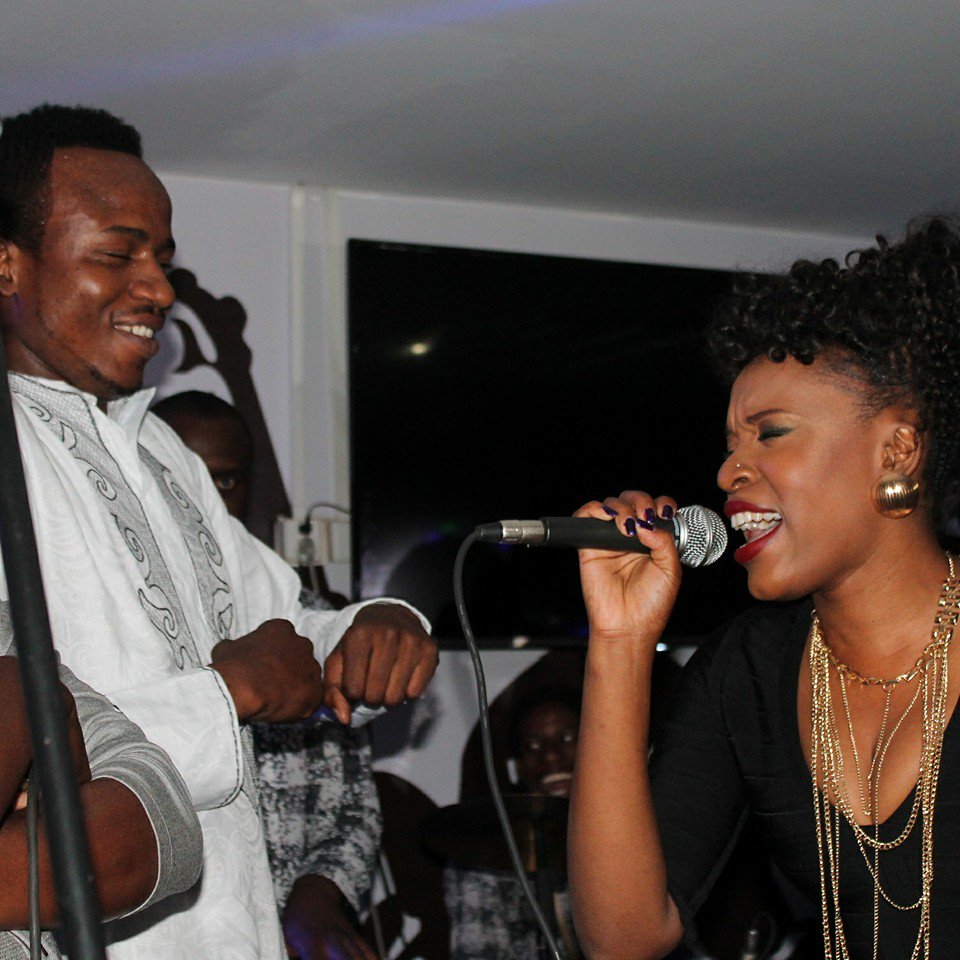 SamDondo1's tweet photo. Singing Peka Uende with Cindy Munyavi. https://t.co/zf80z5s9Va