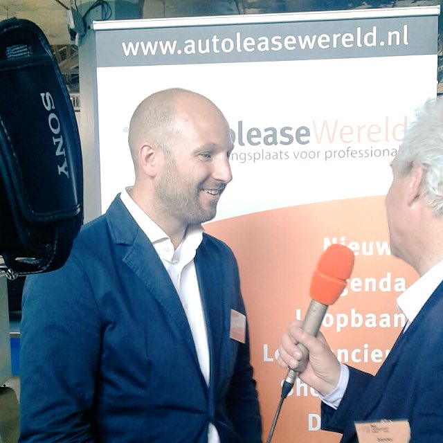 leaseprijzen's tweet photo. Interview met #autoleasewereld op #fleetmanagement event in de #vannelle fabriek @leaseprijzen https://t.co/ld7UnucknL
