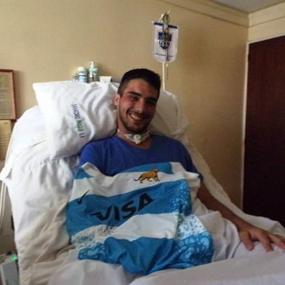 patoguzma's tweet photo. Hoy se cumple 1 año de la lesión de Jose "Chuchu" Basile.Hoy mas que nunca, #FuerzaChuchu #TusAmigosdelRugby https://t.co/1CRJ3eIJUS