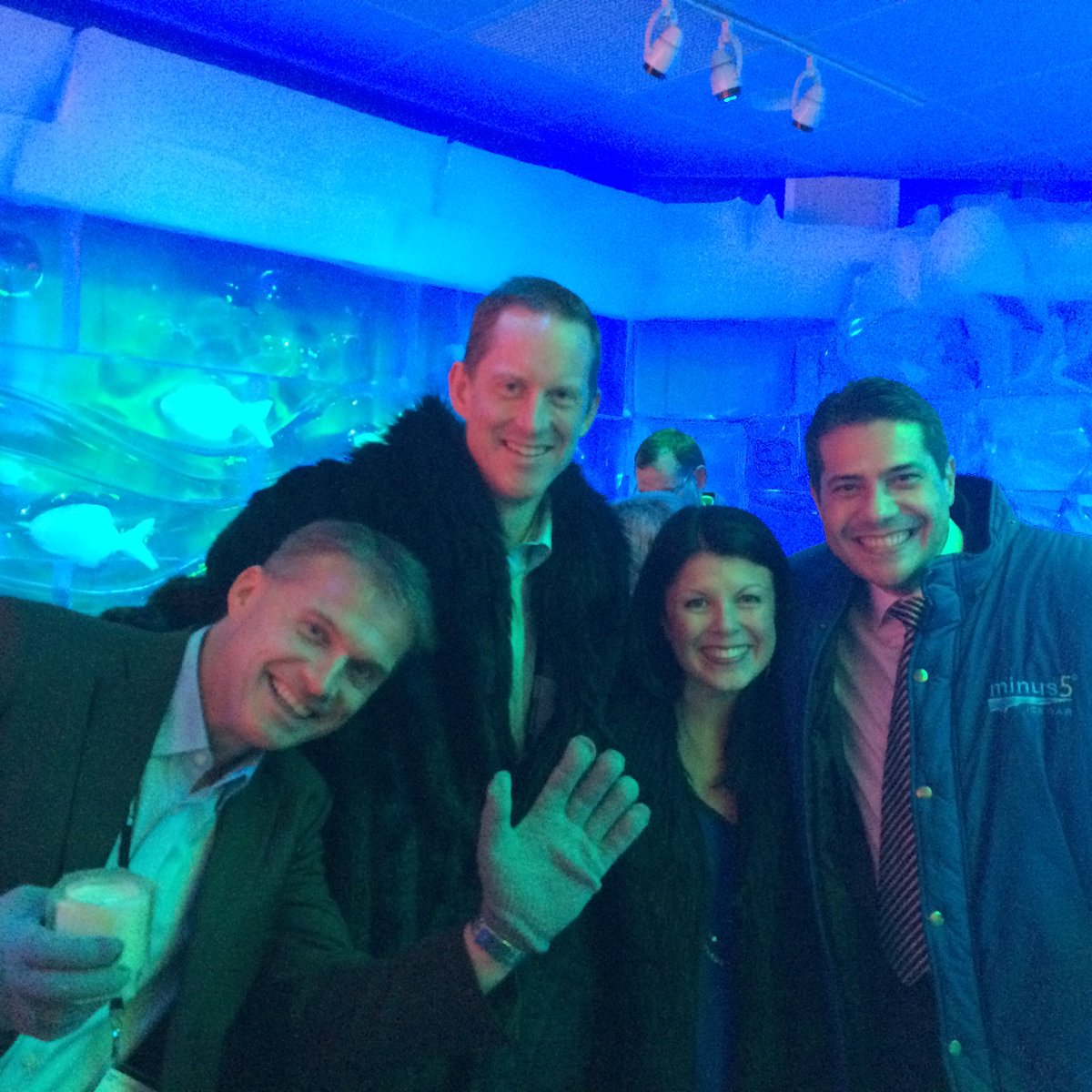 mariasiyu's tweet image. Cooling off at #SAPPHIRENOW! #SAPHEC!