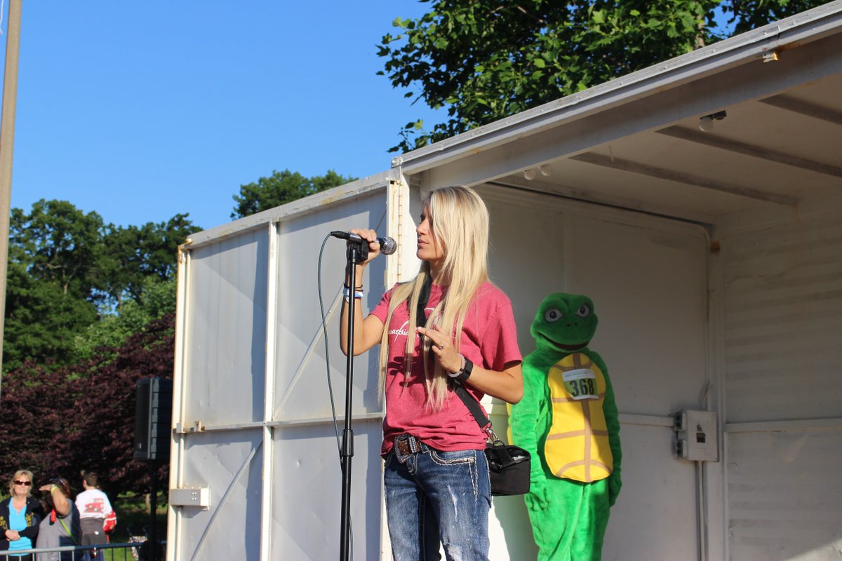 STLChildrens's tweet image. A Heart Center patient, Jordan, beautifully sang the national anthem this wkend at 'Make Tracks for the @stlzoo'
