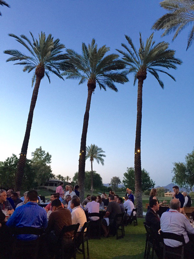 krbenedict's tweet image. Learning from 120 #enterprisemobility practitioners in the Arizona warmth. #m6xChange