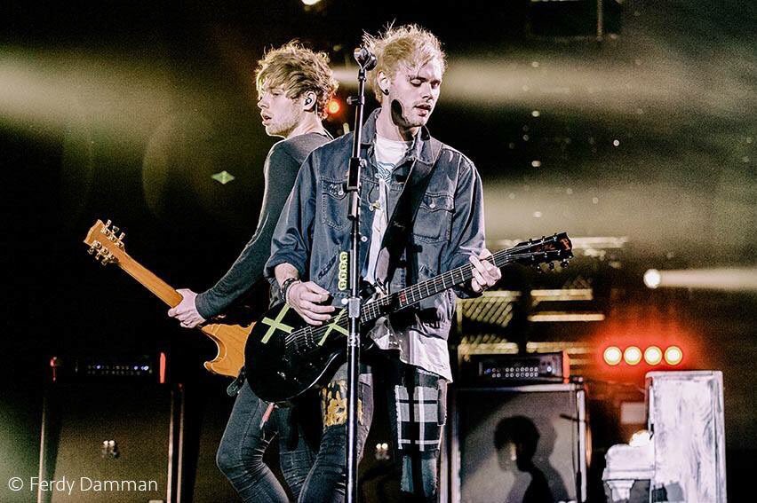 thingsaboutmuke's tweet image. muke in amsterdam