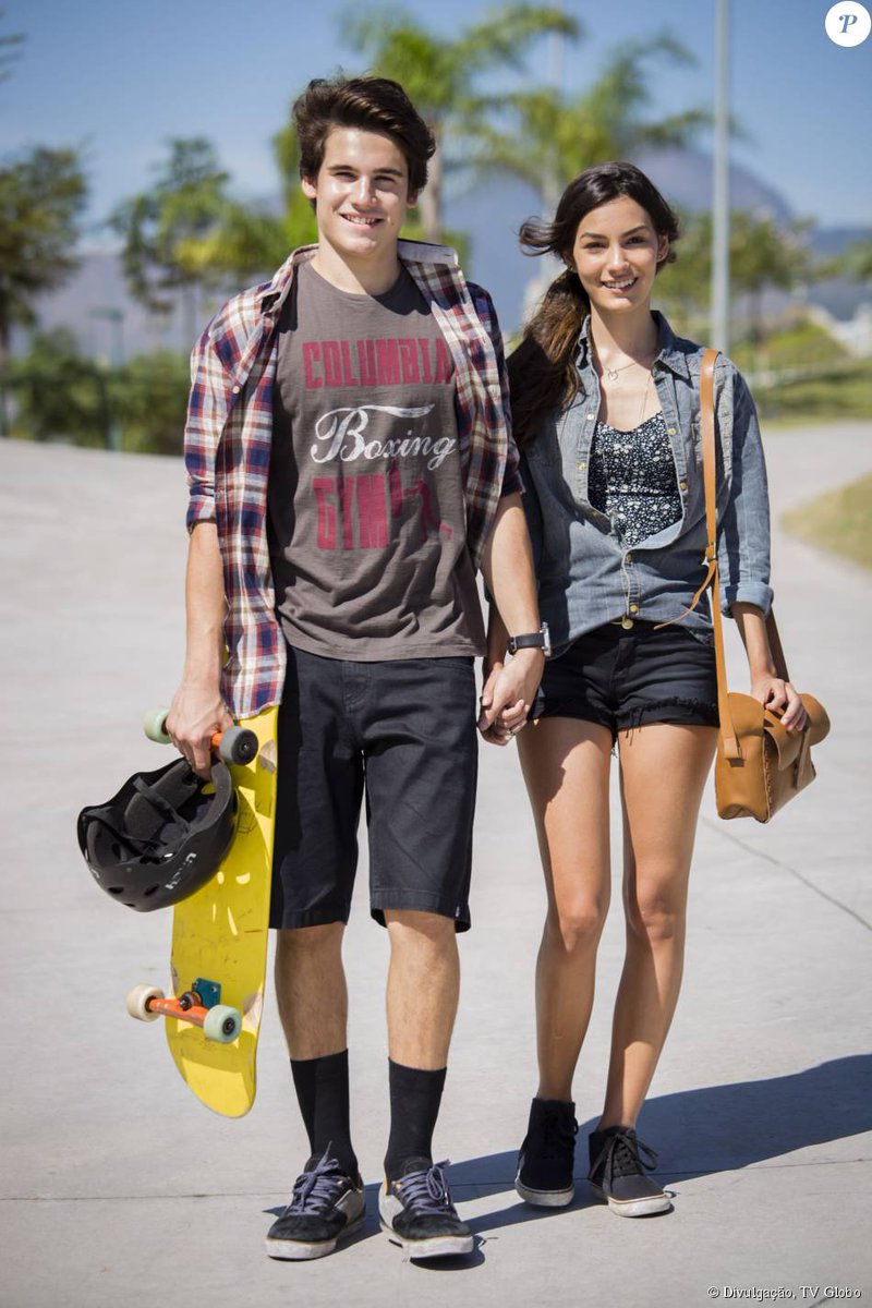 CastroGabryel's tweet photo. AGORA, o #capitulo200 da temporada 2015 de #Malhação - Seu Lugar no Mundo! @nicolasprattes @marinamoschen https://t.co/t7ZAyiacBJ