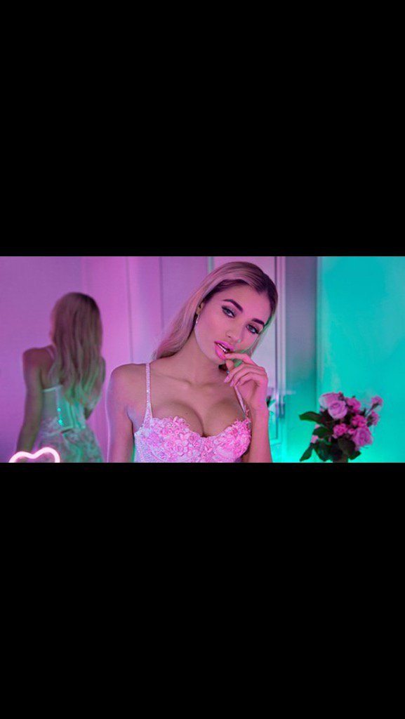 BellaHadidBss's tweet photo. https://t.co/VZHpIcYY7g