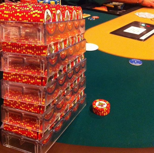 thePokerWire's tweet photo. #DoYouEvenStackBro - Daily Chip Porn #19 – via Instagram’s “doyouevenstackchips” https://t.co/PvusJhmtOc https://t.co/xvz9y6pyXg
