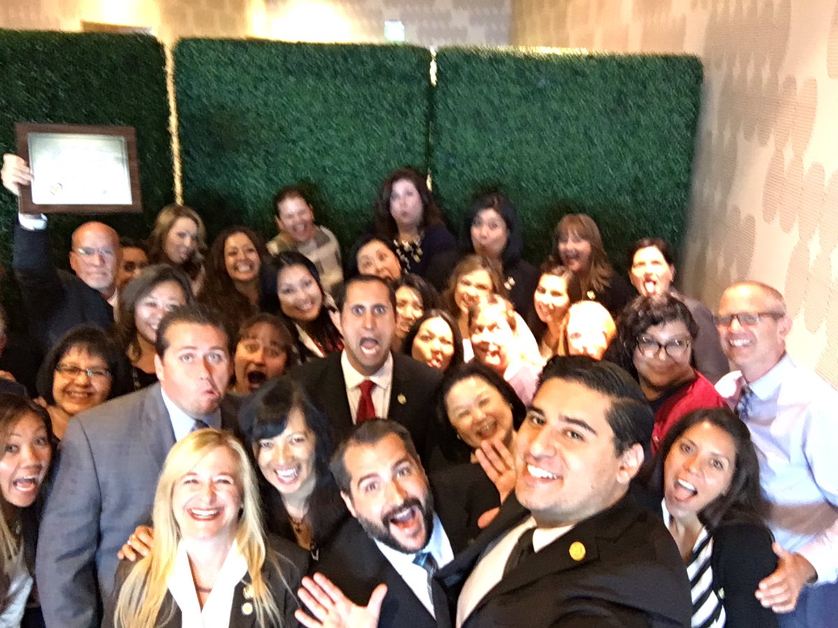 mrlongc3's tweet photo. @ABCSupt @palmsacademy @ElliottPanthers @CappyCan562 #goldribbon2016 https://t.co/U1TQMnXWto