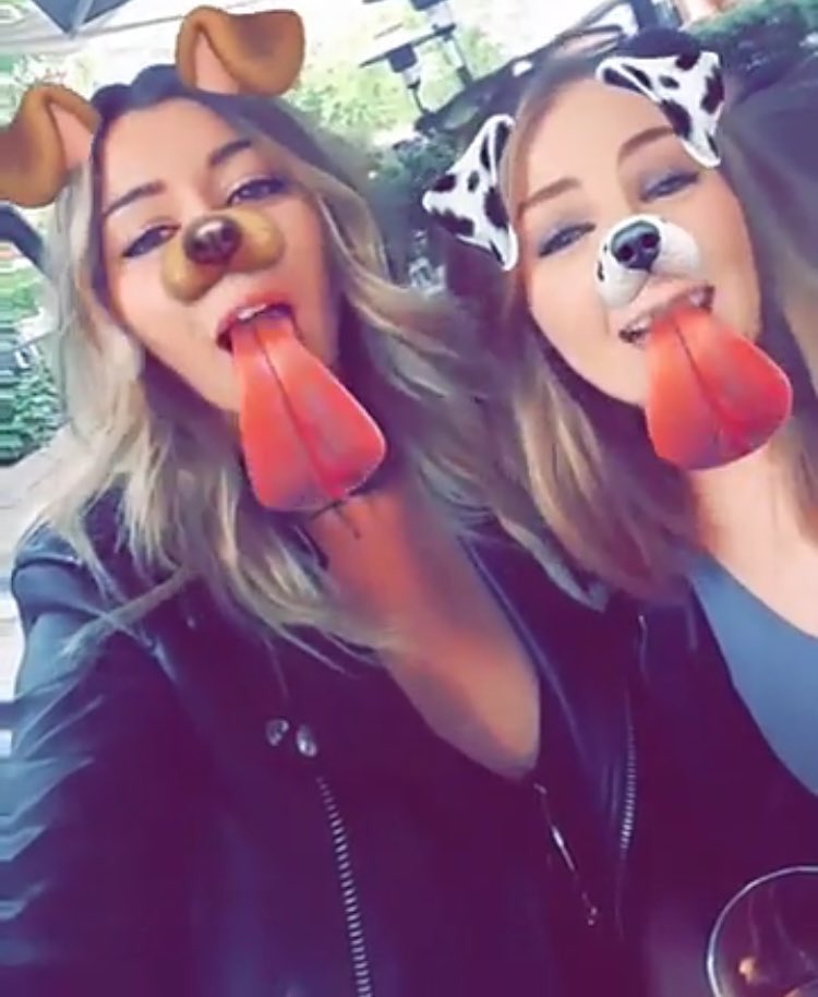 DeleanorDivaaa's tweet photo. Eleanorsnap 😻😻😻 https://t.co/G0zyFbW9bK
