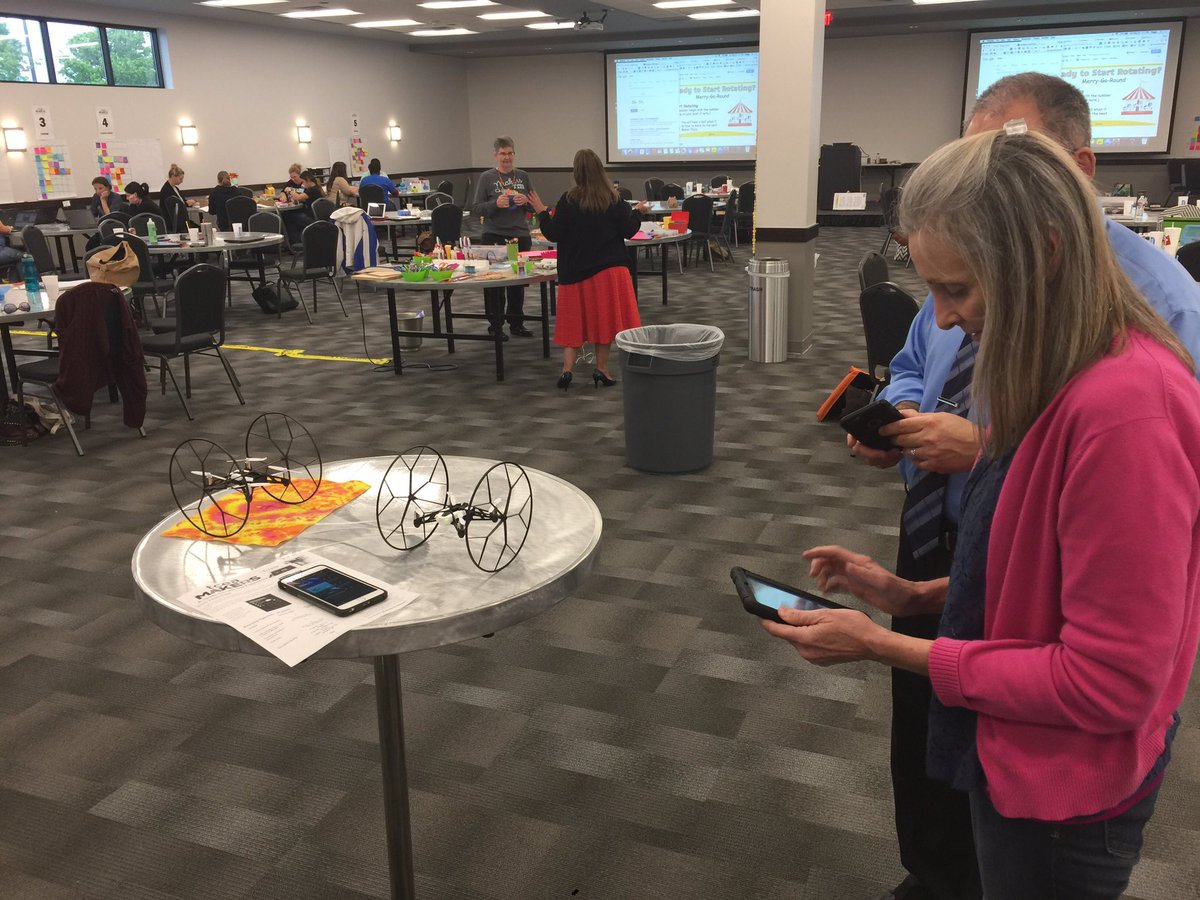 KCHSLibrary's tweet photo. @KleinCollins @KleinLibraries @KleinTransforms #TCEAMakers #craftylearning https://t.co/Joo5aGnKlM