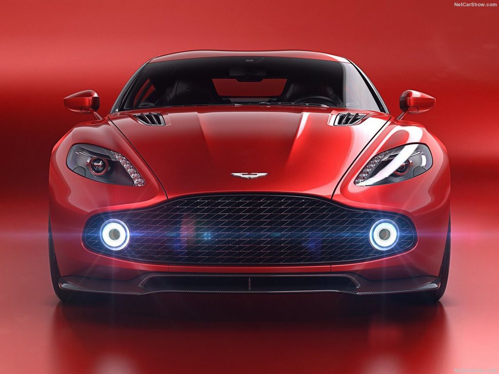 LuxuryInLife's tweet photo. Aston Martin future concept 🔥 https://t.co/FYBJ0mSH40