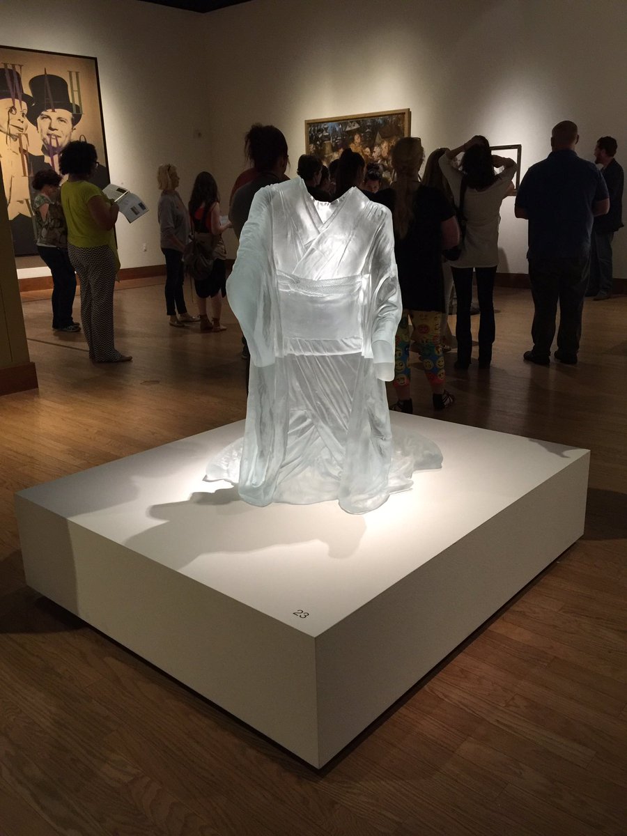 AmandaLaurenn_'s tweet photo. Amazing time at OKC MOA with all the Putnam City Art specialist viewing Our City Our Collection today! #PCPD16 https://t.co/EhcYTUi5zp
