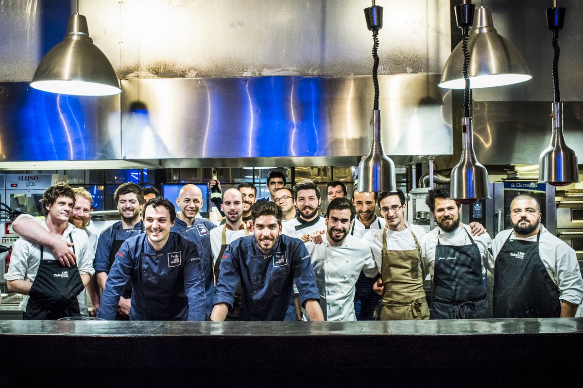 Our incredible team go least night.
<a href="/MathieuRostaing/">Mathieu Rostaing-Tayard</a> <a href="/RicCamanini/">Riccardo Camanini</a> @leocarreiraa @leocarreiraa  <a href="/CarlosMF37/">Nope</a>