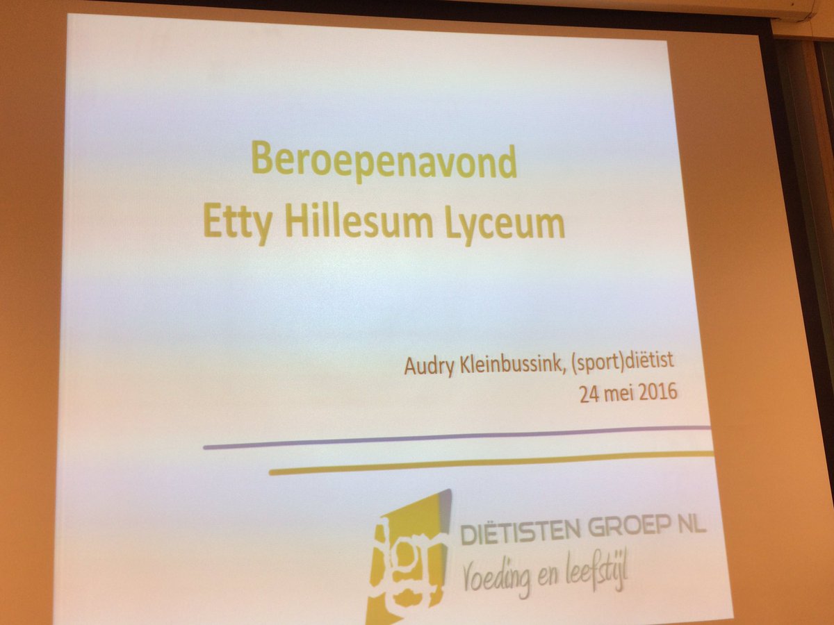 AudryKleinb's tweet photo. Zo 16 studenten voorlichten over wat een diëtist doet #leuk # diëtist #sportdiëtist, teveel om op te noemen https://t.co/sJmNcJ2kVF