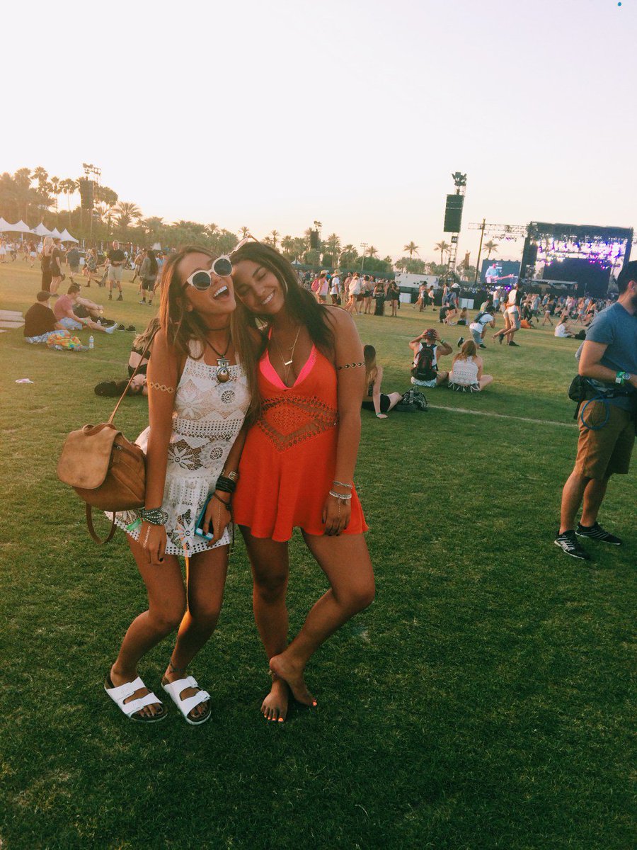 underTwentyFun's tweet image. Check Out Our Promo Video undertwentyfun.wordpress.com/2016/05/24/che…