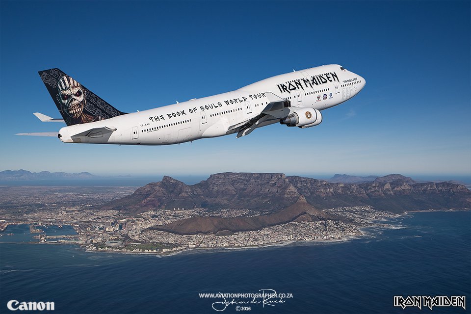 #EdForceOne over Table Mountain! Read more at ironmaiden.com

<a href="/flightradar24/">Flightradar24</a>