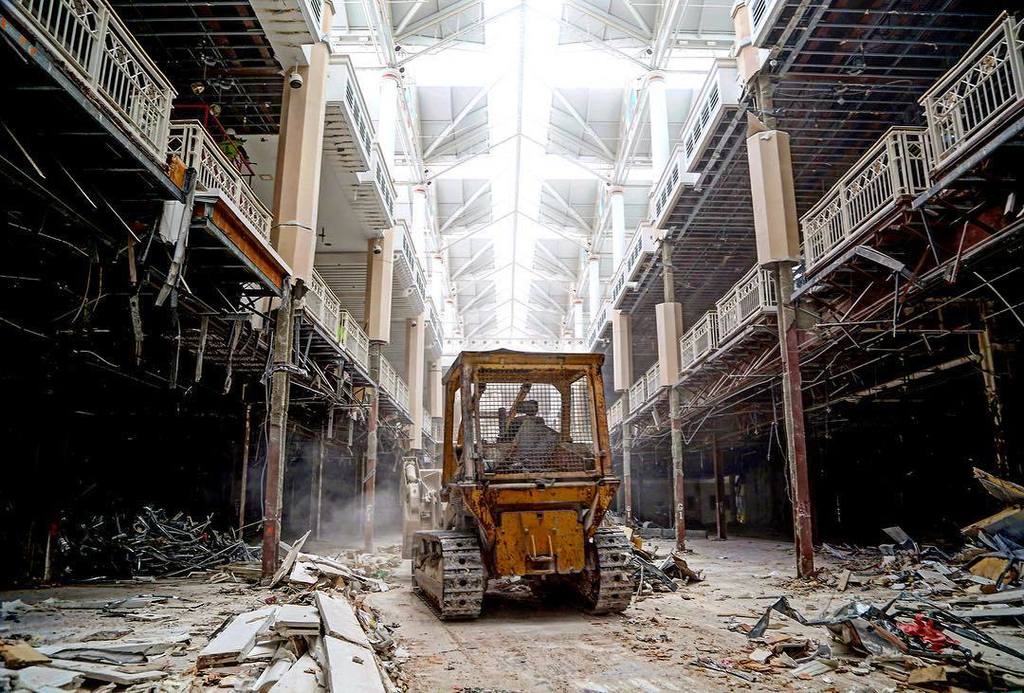 The Fashion Mall is no more: Workers wrap up demolition – Sun Sentinel