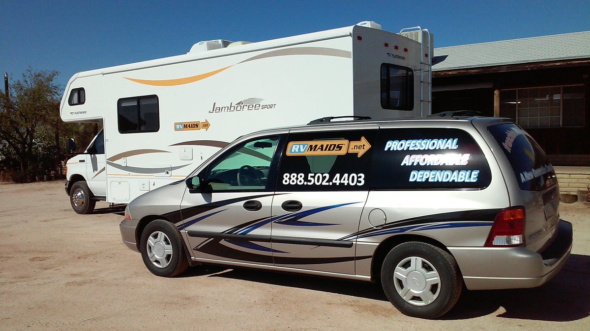 FranchiseRvMaid's tweet photo. The Caravan, ready for #theroad #goodbye #Arizona hello #Colorado #MakingMoney #OnTheGo #RVing #Freeliving #Rvmaids https://t.co/5hERURBRJL