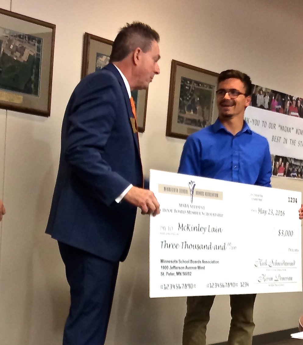 EMartens_MSHSL's tweet photo. Congrats @lain_mckinley on your great work here at @isd47 - SRRHS and the School Board appreciate you! @SrrStorm https://t.co/ZL2ZAZcztP