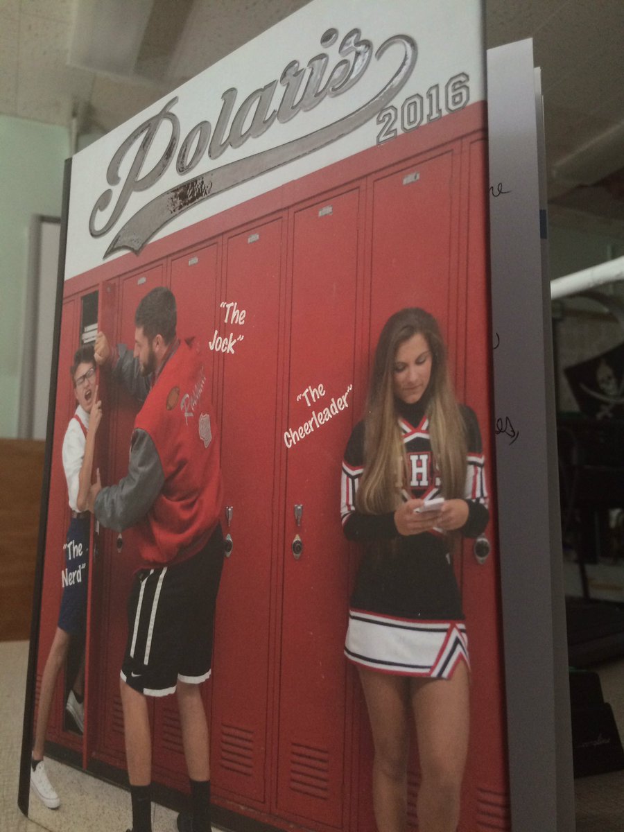 HorlickHerald's tweet photo. Come buy a yearbook for $65 CASH ONLY in room 255/253, periods 1, 2 or lunch hours, for the rest of the year! 😛😎 https://t.co/Q8UaoCnqpF