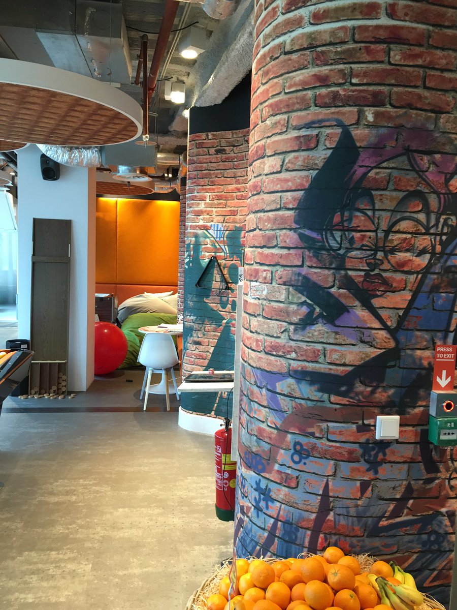 NicoDwidjono's tweet photo. Middagje Google met @NVPYP @nvp #zokanhetook https://t.co/zyscUIzmZR