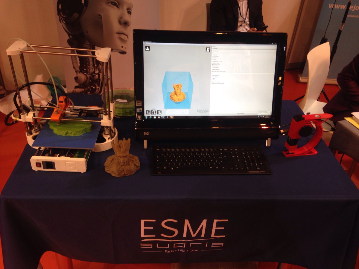Dagoma3D's tweet image. Dagoma est à #innorobot, l'évènement robotique en Europe, sur le stand de l'@ESMEsudria ! #impression3d #innovation