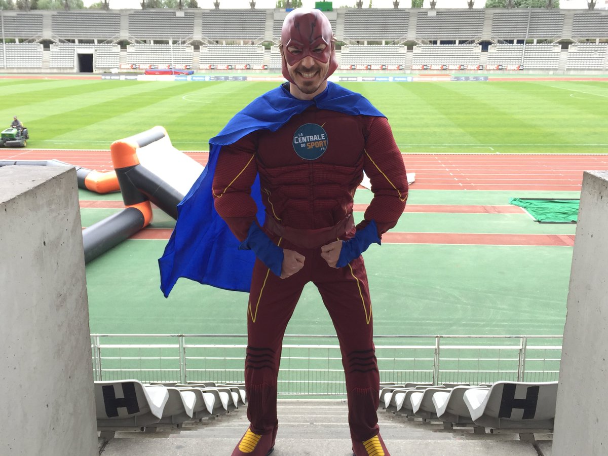 ActForSport's tweet photo. On vous envoie notre Super Héros #EnUnEclair vous botter le c.. ! #VOTEZ #LACENTRALEDUSPORT
https://t.co/E8HIqFSvs6 https://t.co/W083rRwhIa