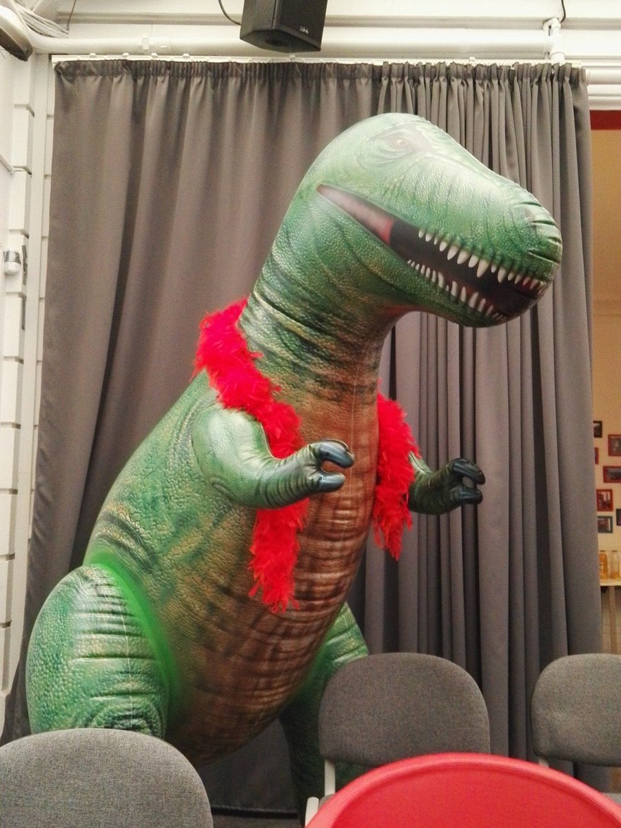 jrdaclin's tweet image. Même un Trex ne pouvaient pas rater «la recette au concombre» de @ishoun  #AgileTestingParis