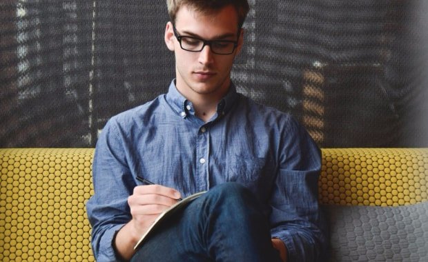 expyourmind's tweet photo. Science explains how writing down tiny achievements every day changes your brain: https://t.co/8Dtrf6QN8y https://t.co/aUOoHp4o0l