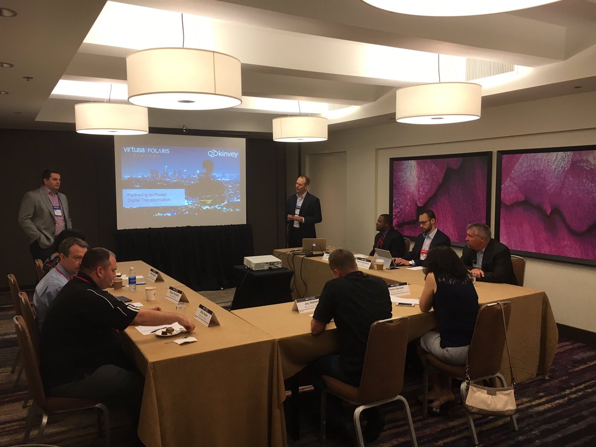 MobileyQ's tweet image. .#m6xChange @Kinvey @VirtusaCorp collaborating &amp;amp; learning w/ @AirCanada @AmericanAir @harleydavidson @GeorgiaPacific