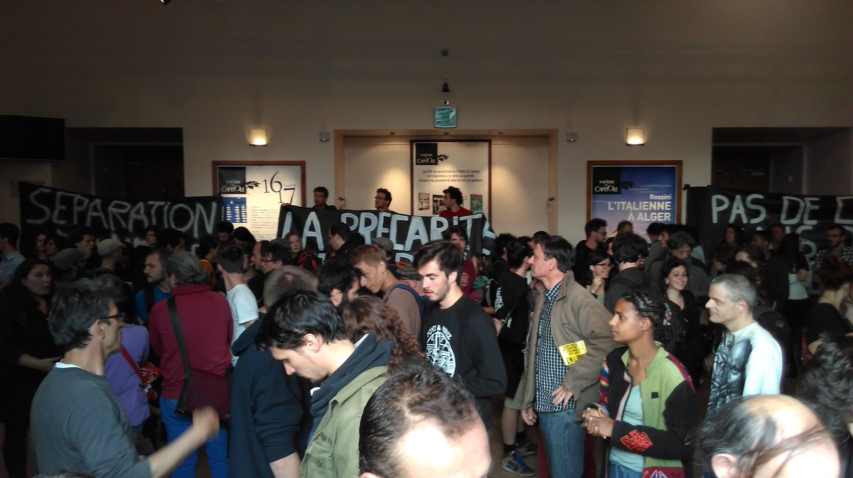Occupation en cours du théâtre du capitole #toulouse
