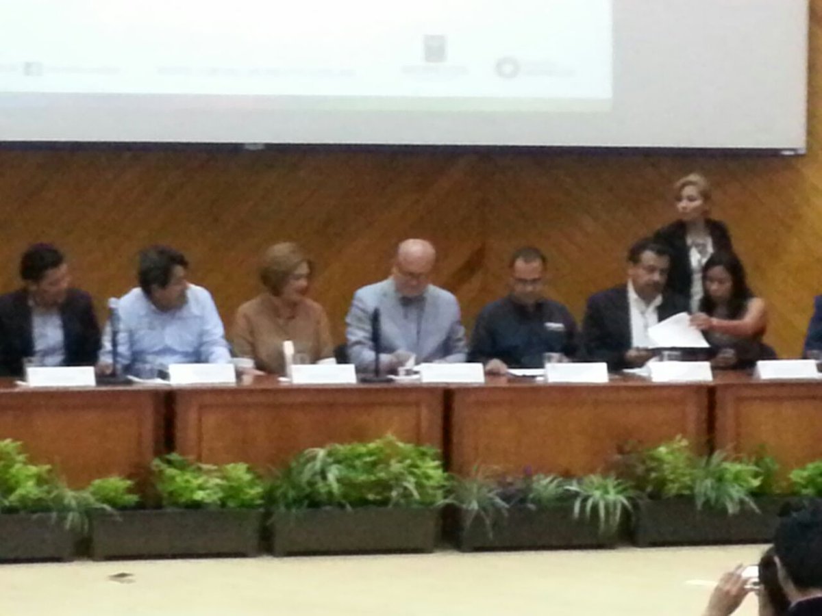 cecytemorelos's tweet photo. Presente @cecytemorelos firma d convenios @GobiernoMorelos con @coneval CLEAR/CIDE y Evalúa DF #MorelosTransparente https://t.co/3gZtPBobjs