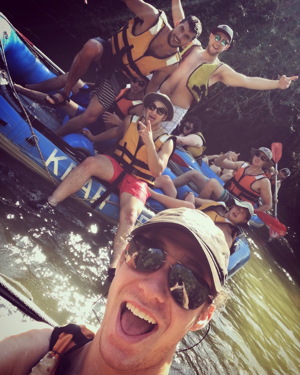 jasonbskates's tweet photo. Rafting down the Jordan River!! #Birthright #Shorashim #Bus359 ☀️👍🏽✌️ https://t.co/ZHsvVMny31