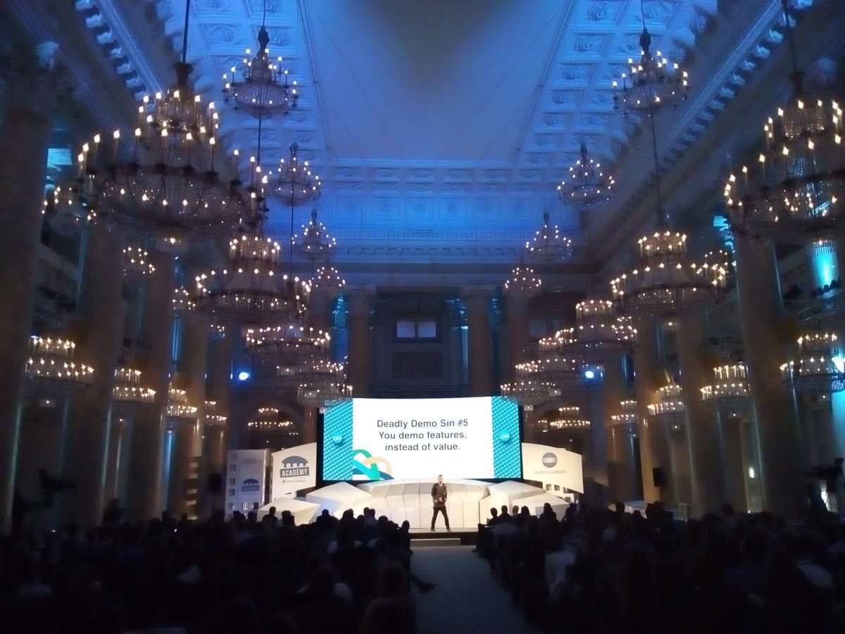 trendlucid's tweet photo. První den na #Pioneers16 v nejluxusnějších přednáškových sálech široko daleko! #konferencujeme https://t.co/5IGbdDC1BC