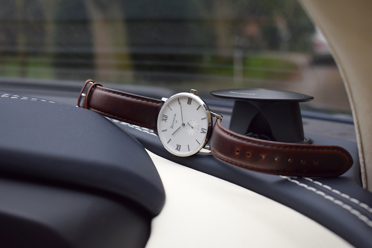 RegnumWatches's tweet photo. Looking at home sitting next to a @bangolufsen speaker in the @astonmartin Vanquish. £70 using code regnum-30-off https://t.co/AH95mKHJUo