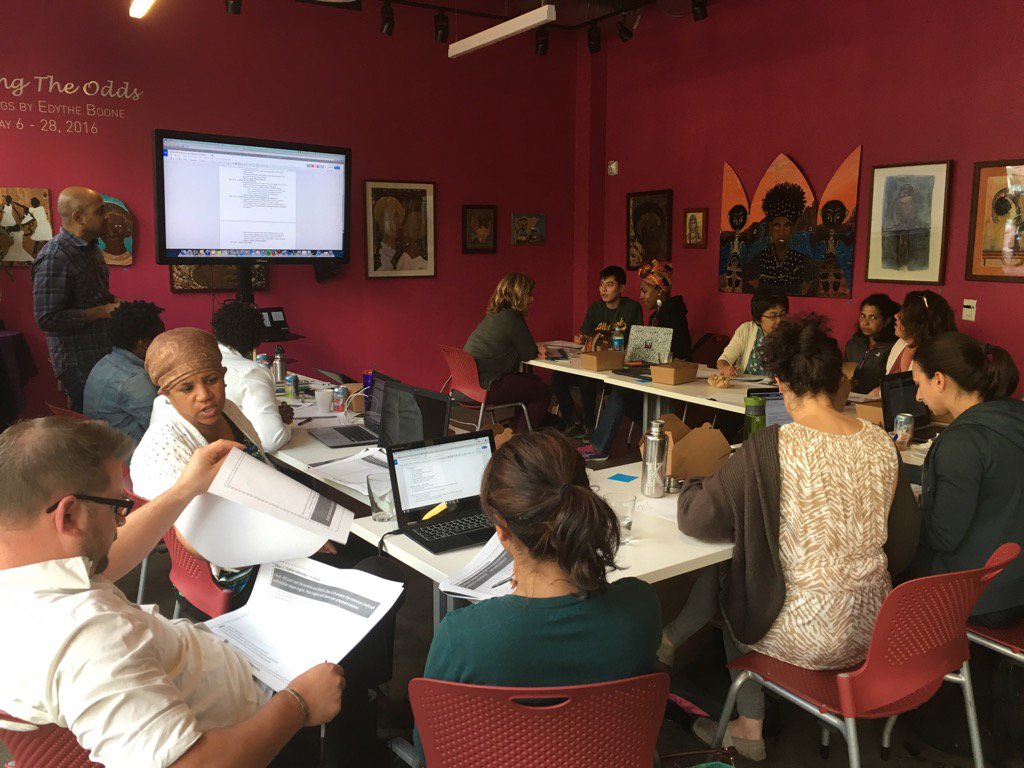 sararuizsolar's tweet photo. Oakland teachers planning retention grant programs using design thinking w @masterydesign and @Educate78. Impressed! https://t.co/tIKWYHNAVn