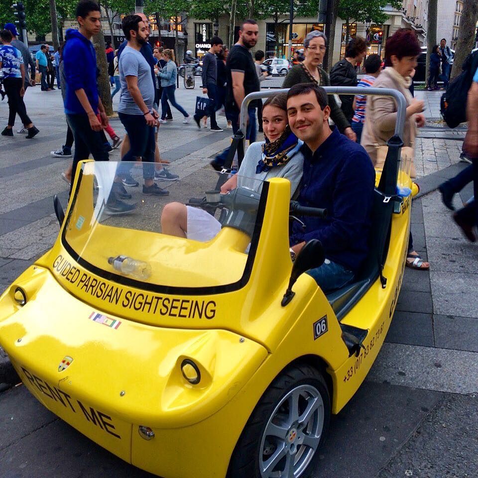 Canaricar's tweet photo. Veronica and Guanrs from Lituanie !
#Canaricar #Canaricarride #yellowcar #yellow #Paris #c… https://t.co/6YcfvJkbKE https://t.co/RGg8e0UWwz