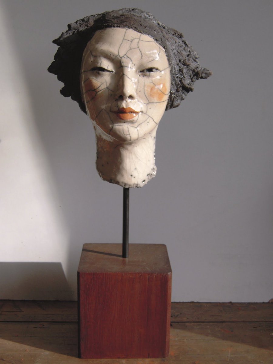 Brindille_'s tweet photo. Oeuvre de Mélanie Bourget, sculpteur céramiste à Trentemoult près de #Nantes
#sculpture https://t.co/Fr1W0tOkzK