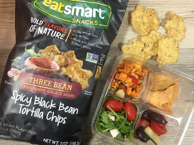 Snack time! Thanks @influenster! @eatsmart_snacks tortilla chips are tasty! #eatsmart #gotitfree / @carbonjuicebar