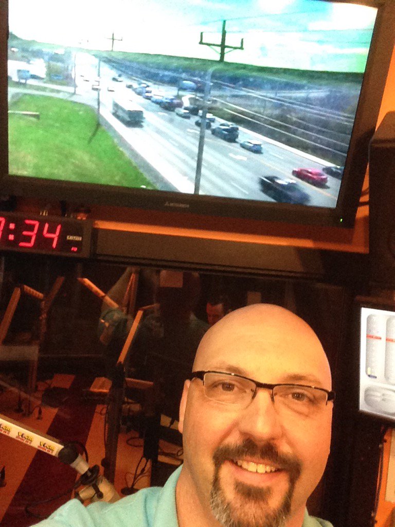 590VOCM's tweet photo. Tune in now as @AidenHibbs &amp; @LSVOCM try to enjoy the sunshine with you on the #RollHome. #nltraffic #nlnews #nlwx https://t.co/HQAdUO5SqV