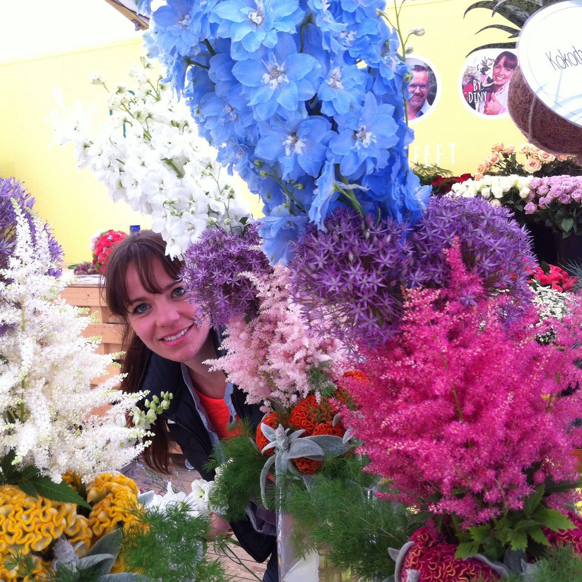 summerflowersNL's tweet photo. Summerflowers producten verwerkt door @RomeoSommers op de #libellezomerweek kom ze bekijken https://t.co/dj1tPJcS4H