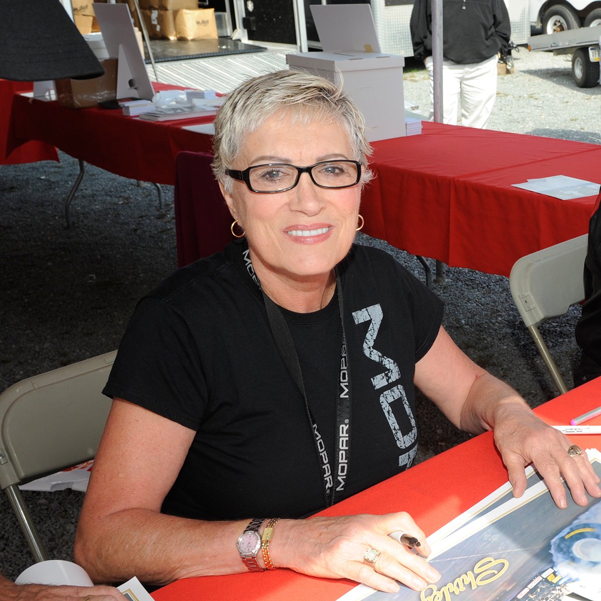 NHRA's tweet photo. Our thoughts and prayers go out to @RealMuldowney as she undergoes lung cancer surgery Wed > https://t.co/uLX9b9b0mj https://t.co/j8UEC3cZoe