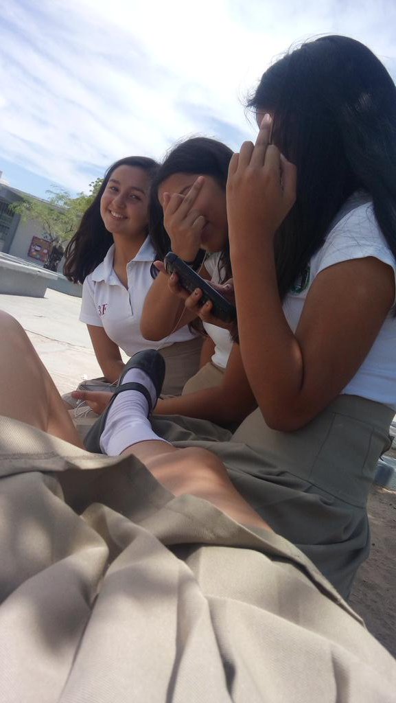 Como cuándo nos corren del salón  😂😂😂