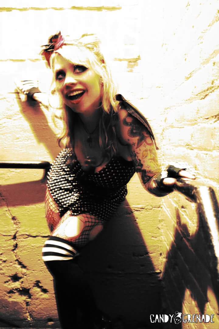 aeonmonster's tweet photo. Life is fun!! Hope you're enjoying your day! :) <3 \m/ Photo by: @candy_grenade https://t.co/CEK1GIHE3U