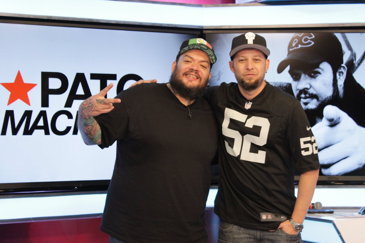 telehit_musica's tweet image. Ya está @PatoMachete en el estudio para presentarnos su nuevo video: "Sobra Corazón" #VideosConClaudio