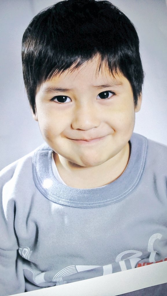 NazarenaSooL's tweet photo. Fotos del jardin de mi dos bebes #Gus #Batuuu https://t.co/Q1P2t4ECRC