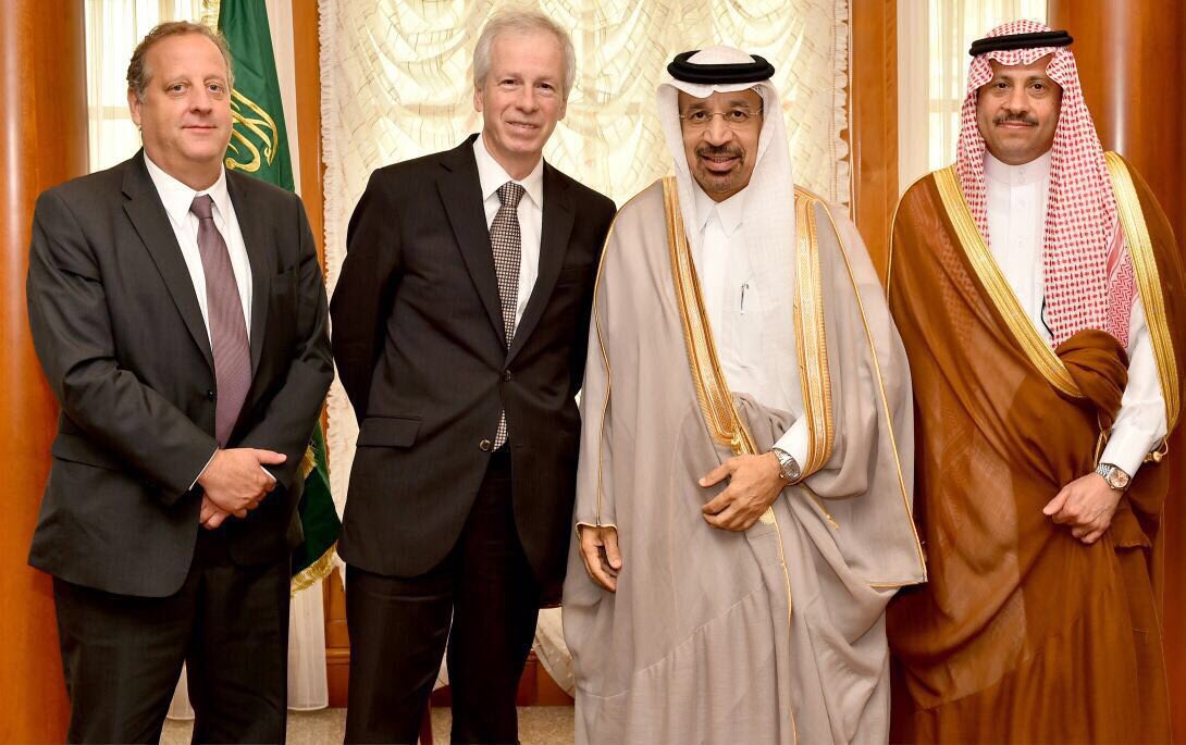 MoEnergy_Saudi's tweet photo. معالي وزير الطاقة ووزير الخارجية الكندي يبحثان فرص التعاون وجذب الإستثمارات لكلا البلدين

https://t.co/R9IXaZ71th https://t.co/Yw6NfQp67o