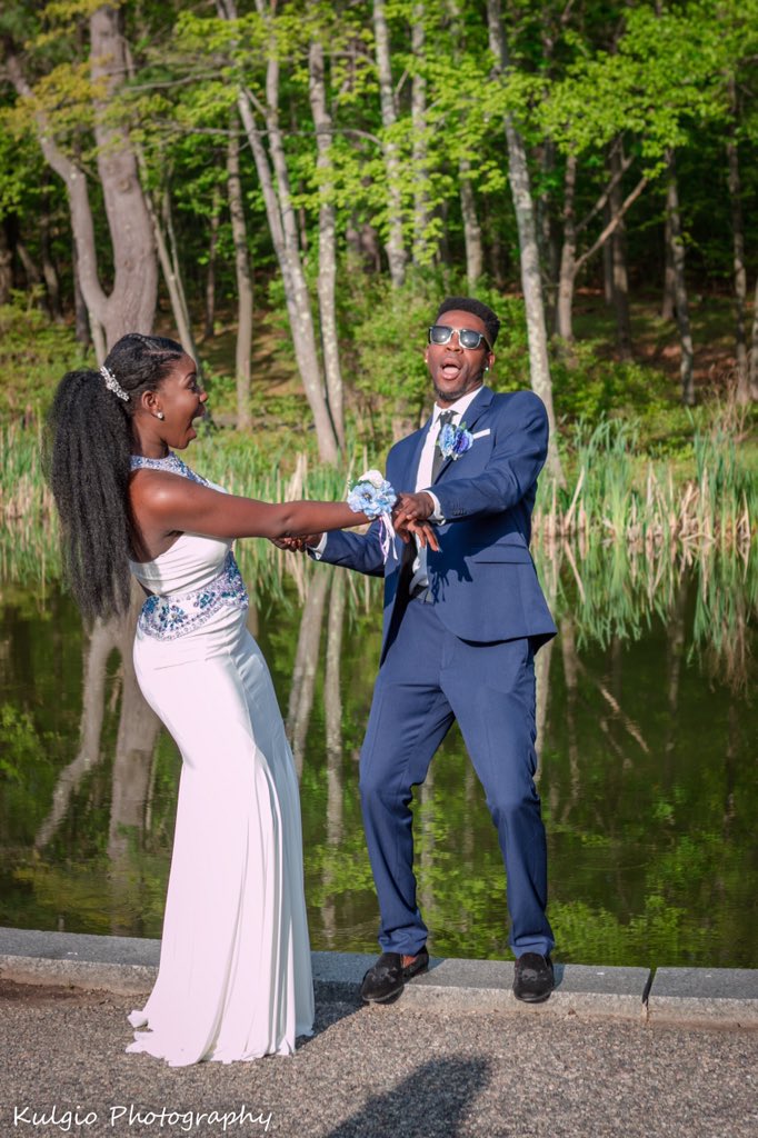 edzzzdd's tweet photo. Can't be serious all the time, have some fun @bowhile #prom2k16 #NHSProm https://t.co/a5OUPsaoLG